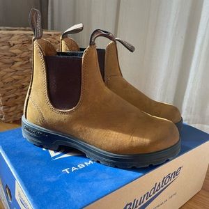 Blundstone Chelsea Boot (Crazy Horse Color)